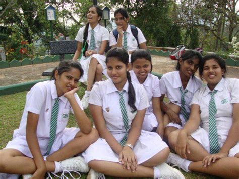 srilankan school girl xxx|Sri Lankan School Girl Porn Videos